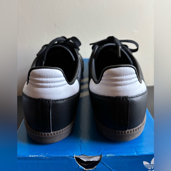 Adidas Samba OG Shoes - Picture 2 of 8